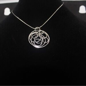 Elegant Silver Swirl Pendant Necklace